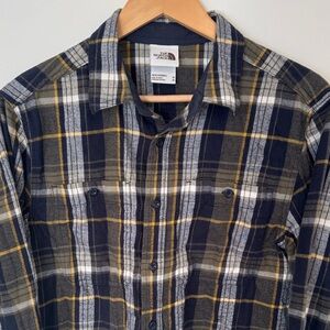 The North Face Men's Navy Plaid Shirt - Men’s M